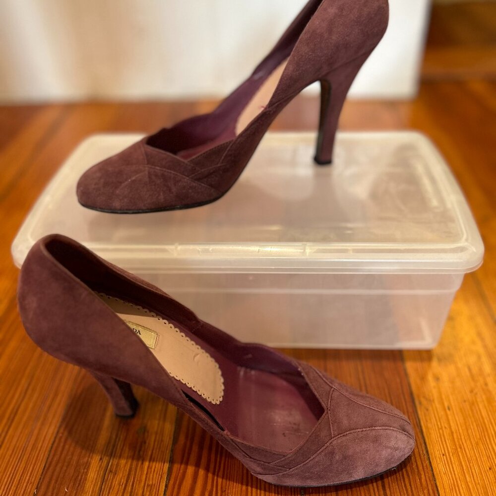 Vintage Prada Purple Plum Suede Heels Scalloped Edge, size 8